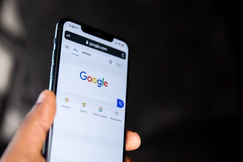 Google Search Page on Smart Phone | TechReviewGarden